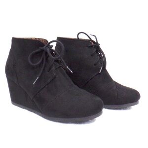 Cityclassified Black Booties Size 6.5